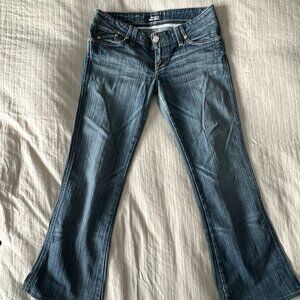 🛍️ Vintage Rock & Republic Blue Jeans – Size 29, Inseam 29" 🛍️